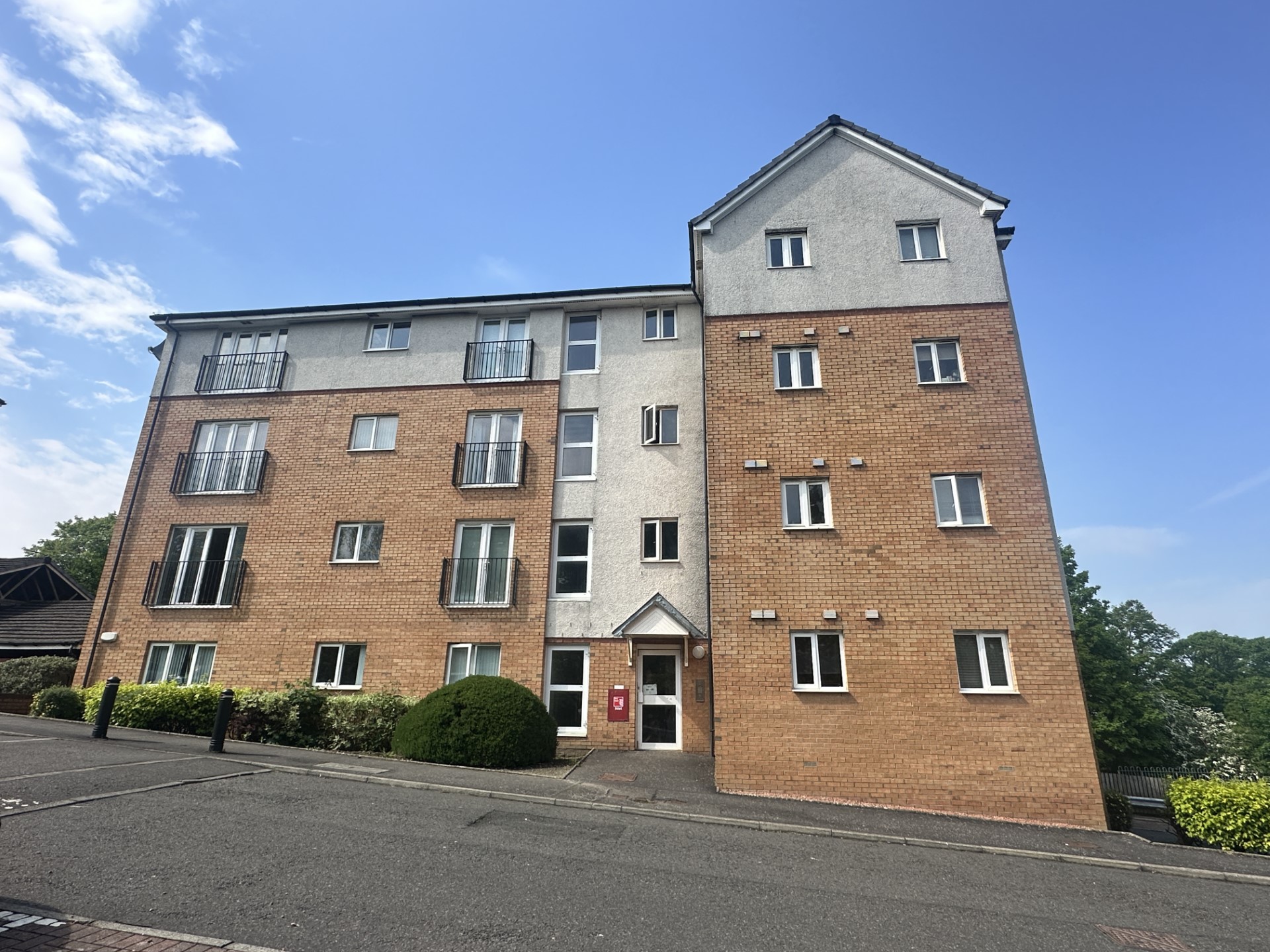 East Greenlees Gardens, Cambuslang, G72 Century 21 United Kingdom