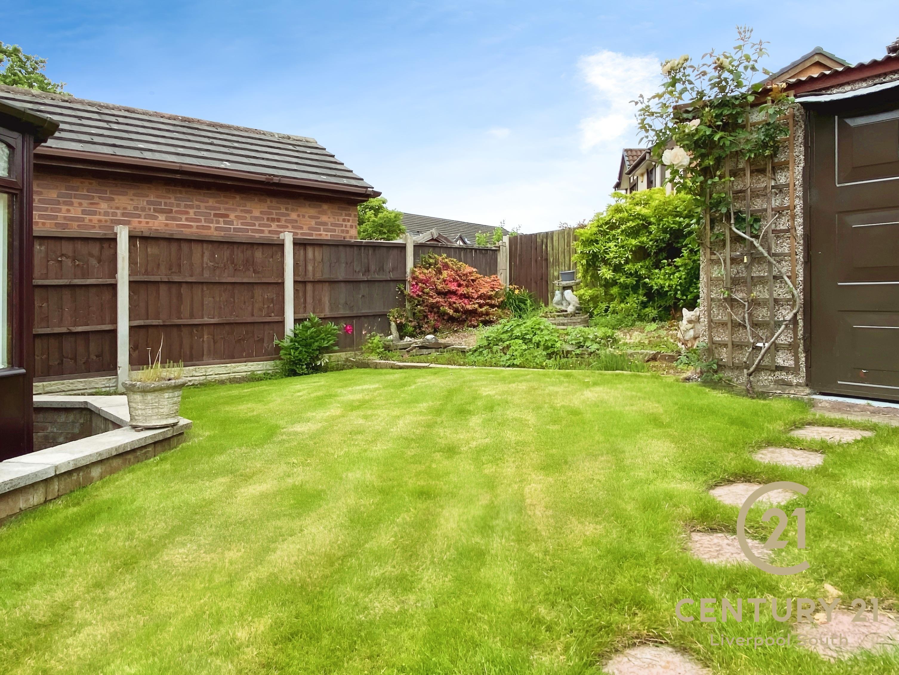 Foxleigh Halewood Village L26 Century 21 United Kingdom