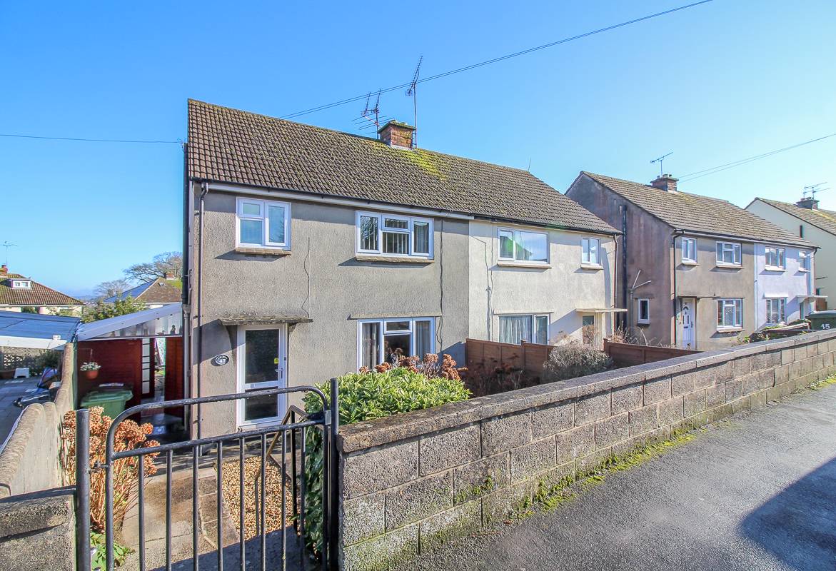 3 Bed SemiDetached House For Sale in Frome Frome